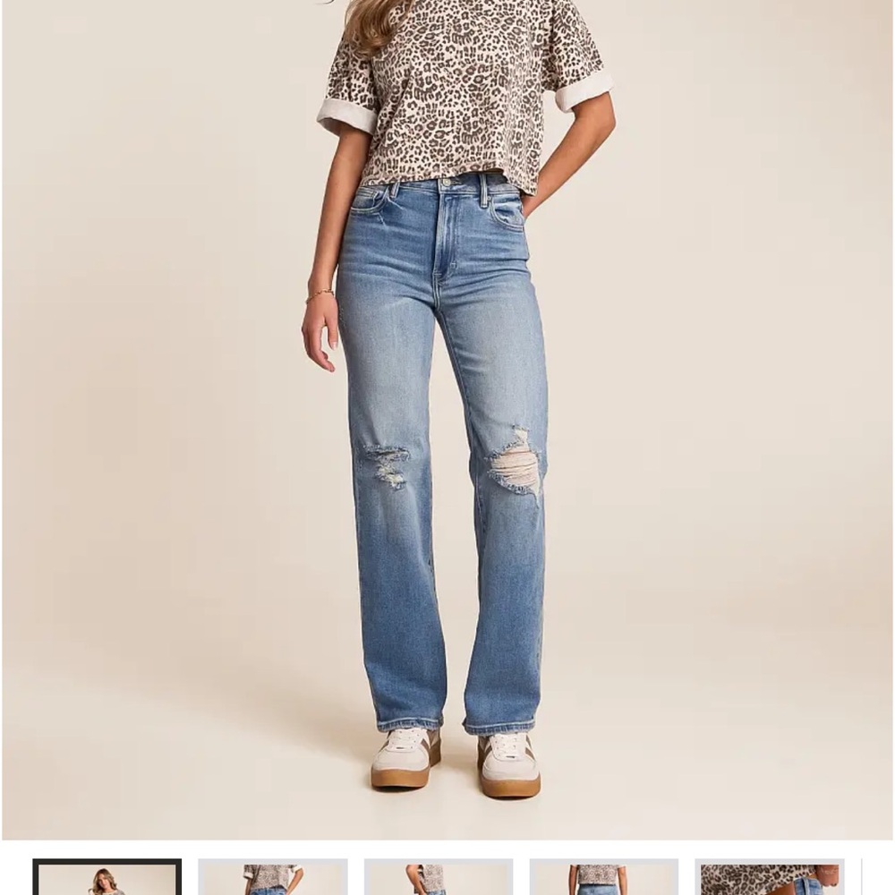 Classic Blue Straight Leg Jeans for Women Hidden Jeans !